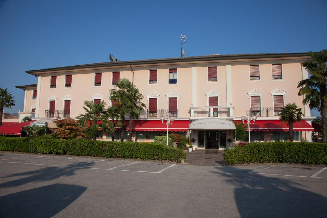 Hotel Master Albignasego Buitenkant foto
