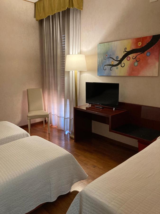 Hotel Master Albignasego Buitenkant foto