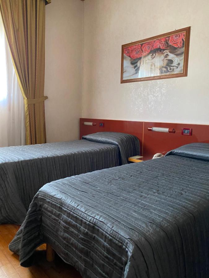 Hotel Master Albignasego Buitenkant foto